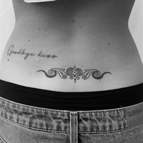 tatuajes espalda baja mujer|Ideas hermosas de Tatuajes en la espalda baja para。